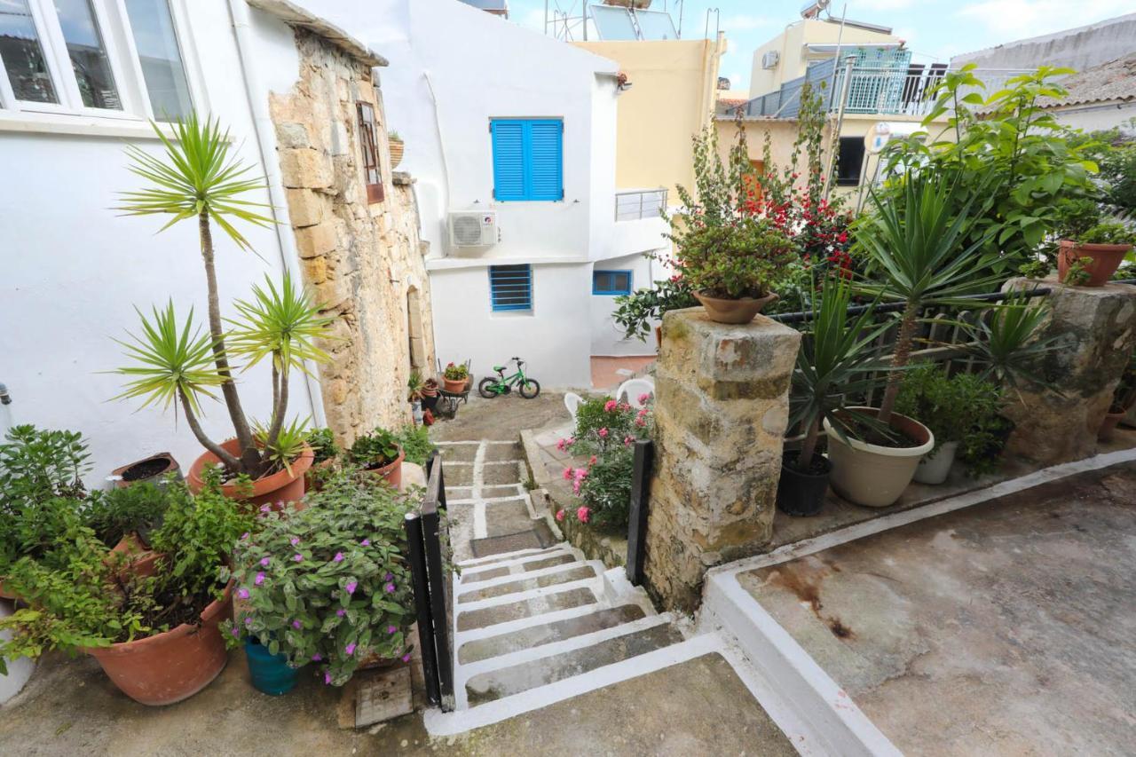Ravi Boutique Home - 1 Minute Walk From Beach Kalyves Exterior foto