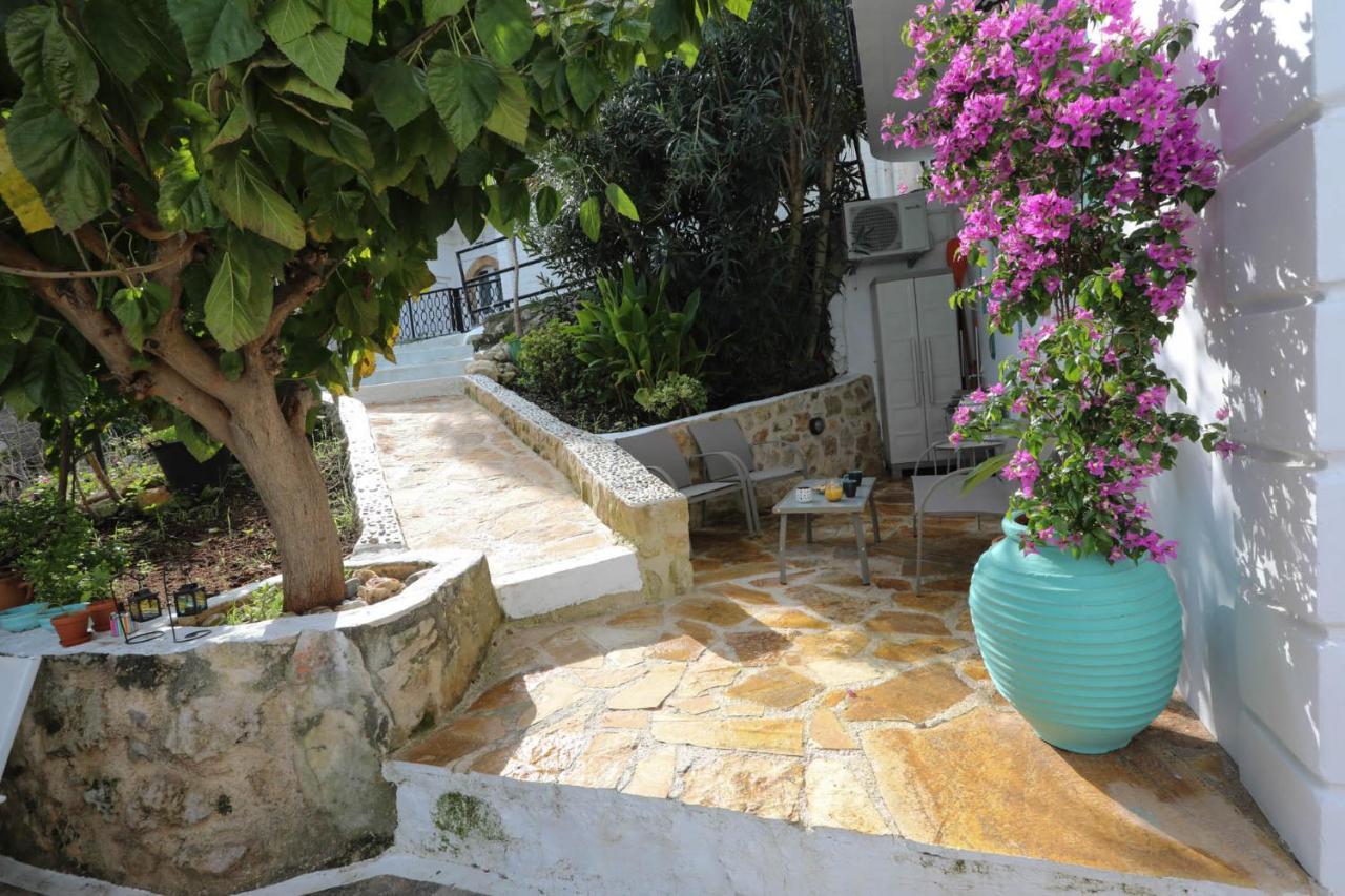Ravi Boutique Home - 1 Minute Walk From Beach Kalyves Exterior foto